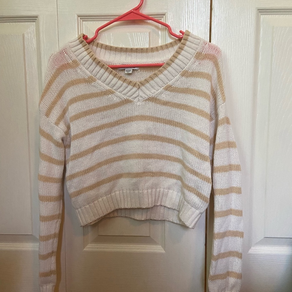 AE sweater